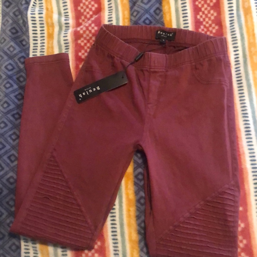Beulah Style Moto Jeggings